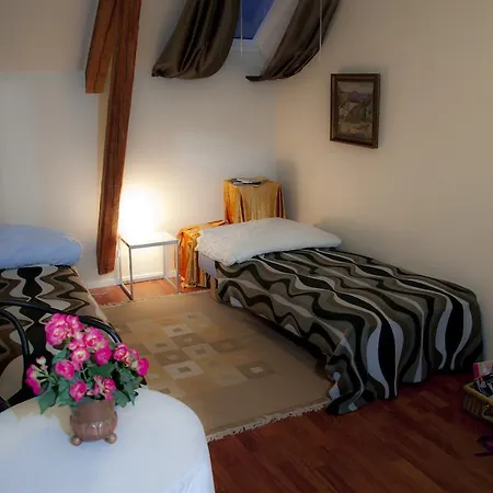 Skelstrupgaard Daire *